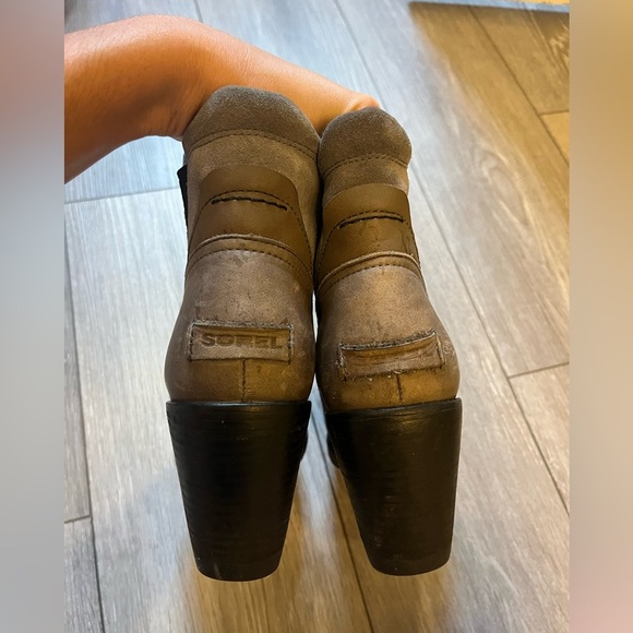 Sorel Women's Suede After Hours Chelsea Wedge Boot 7.5 - Picture 5 of 14